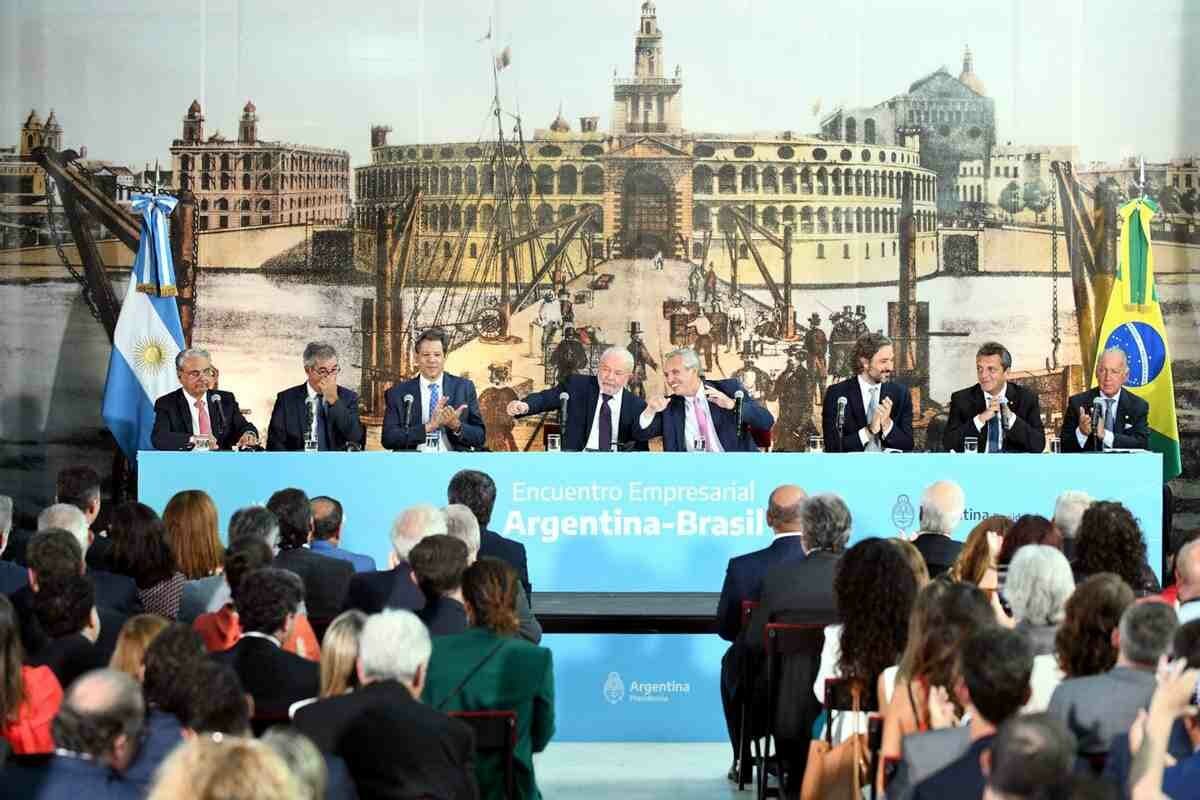 Moneda común entre Argentina y Brasil: ¿es factible en el corto plazo?