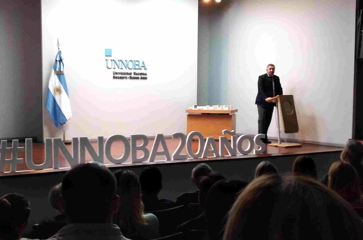 Con reconocimientos a la comunidad, la Unnoba celebró en Pergamino sus 20 años