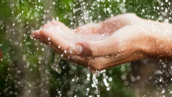 Llegó una moderada lluvia a la región centro, trayendo alivio y algo de ánimo
