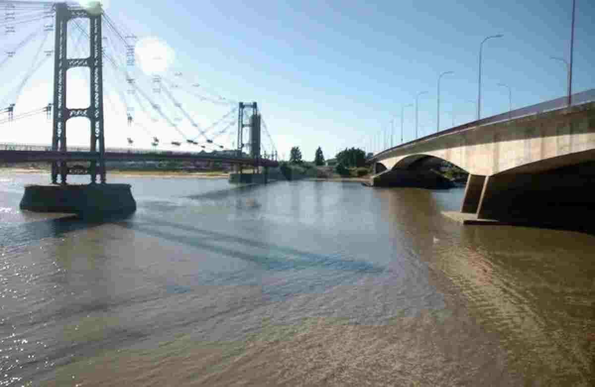 El río Paraná subió 70 centímetros en siete días y superó el metro de altura en Santa Fe