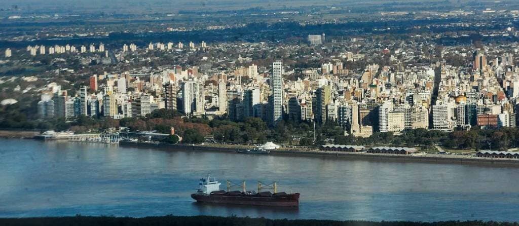 En lo que transcurre de enero el Paraná ya bajó un metro y enciende alarmas