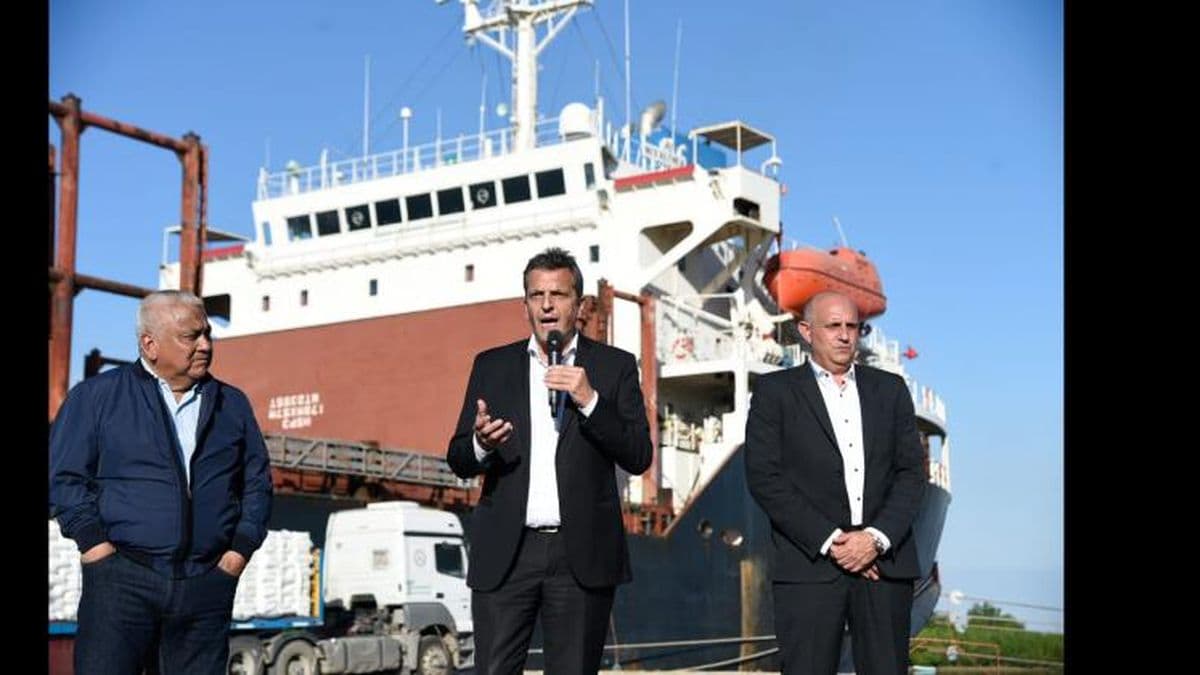 Massa: "Transformar los planes sociales en empleo genuino es darle dignidad a nuestra gente"