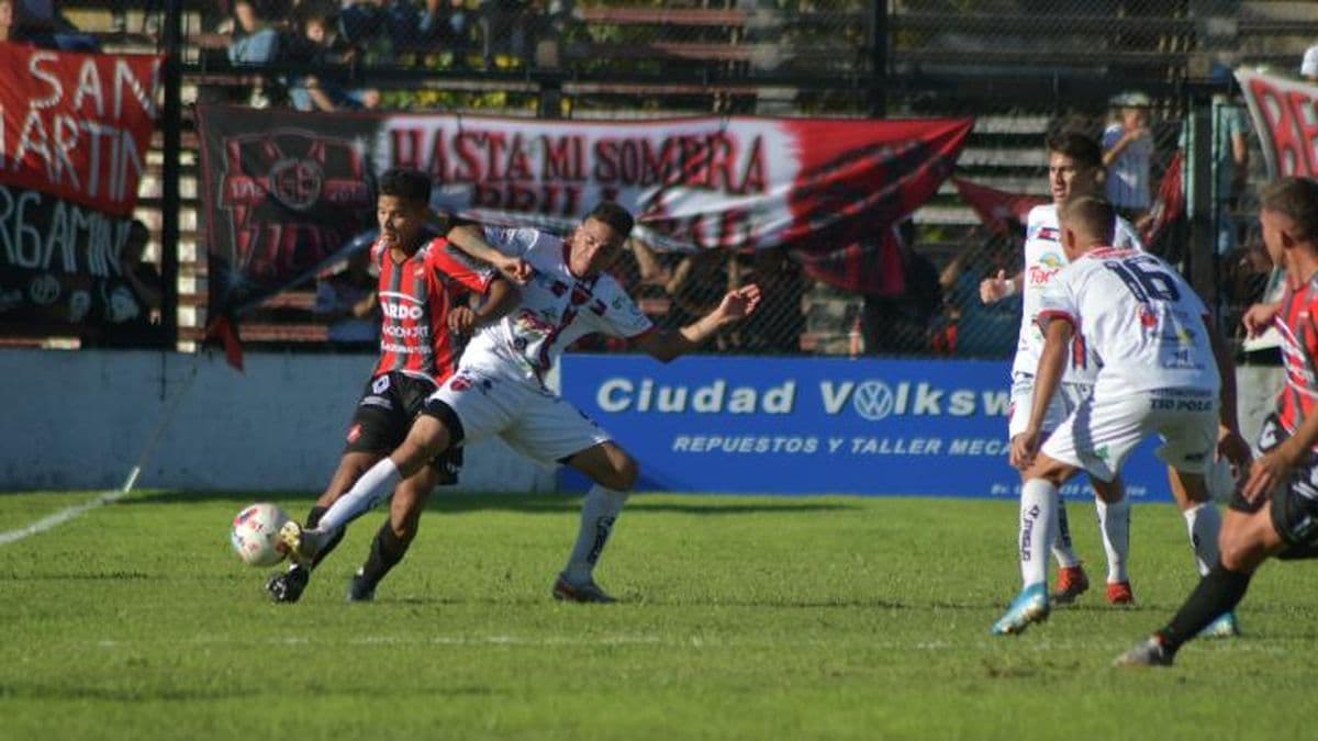 Douglas recibe a Gimnasia y Tiro buscando ratificar su buen inicio en el Federal A