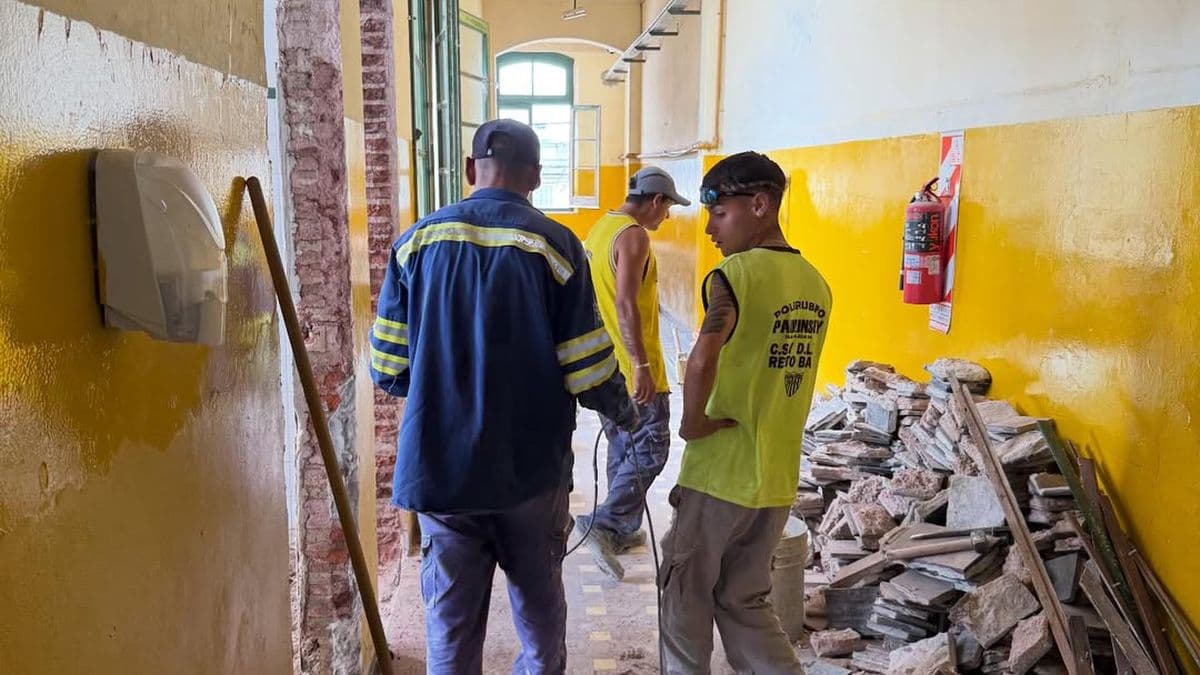 San Nicolás avanza con obras en 17 escuelas antes del inicio del ciclo lectivo 2026