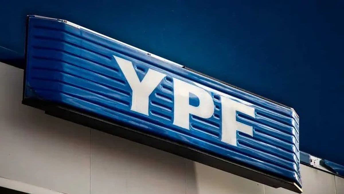 YPF en San Nicolás sube combustibles: la Infinia llega a $2.000 y llenar el tanque ya cuesta $120.000