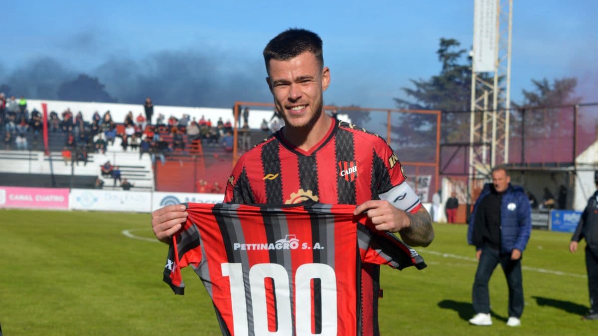 Agustín Pezzi: "Cumplir 100 partidos con esta camiseta es un gran orgullo"