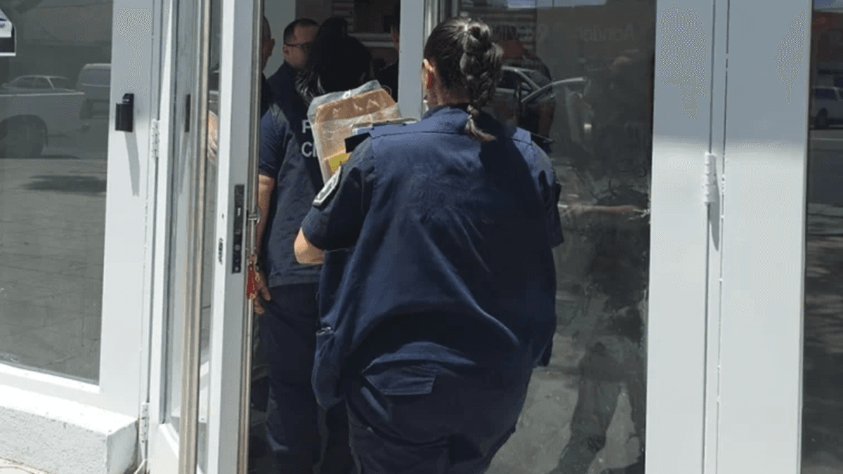 Asalto en el Santander de Zárate: motochorros robaron a clientes y huyeron