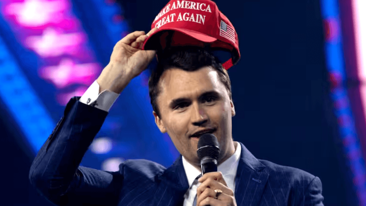Quien era Charlie Kirk, el activista muerto tras recibir un disparo en un acto universitario en EEUU