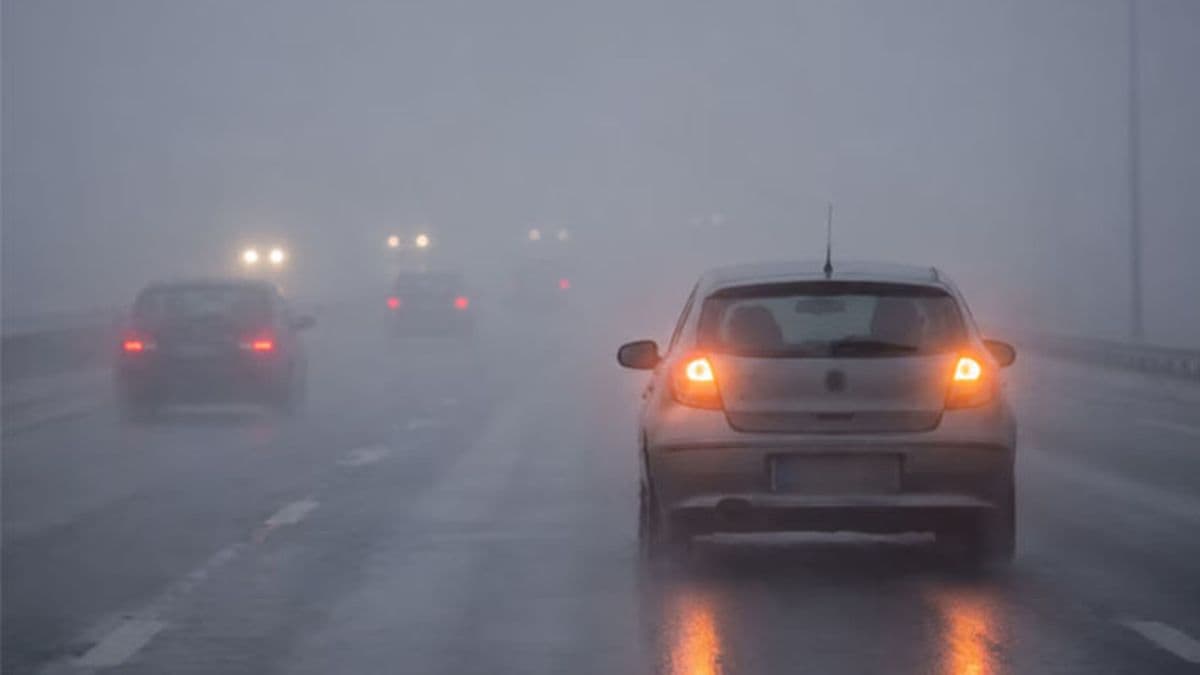 Conducir un automóvil con niebla: los 5 errores más comunes y cómo evitarlos