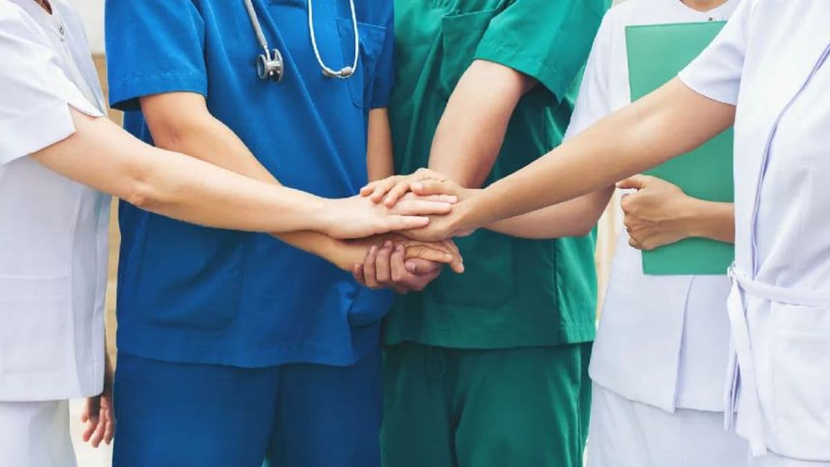 Día de la Sanidad: Reconocimiento a quienes sostienen la salud con compromiso y vocación