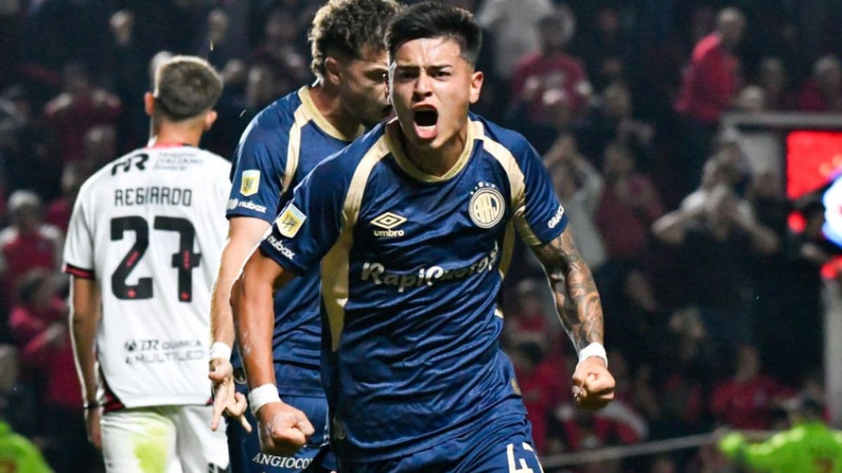 Fútbol profesional: el sampedrino Diego Porcel brilla con dos goles en la victoria de Argentinos Juniors