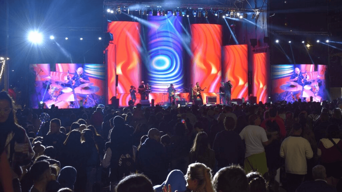 San Nicolás vive una nueva edición del Festival RICO con gastronomía, música y diversión
