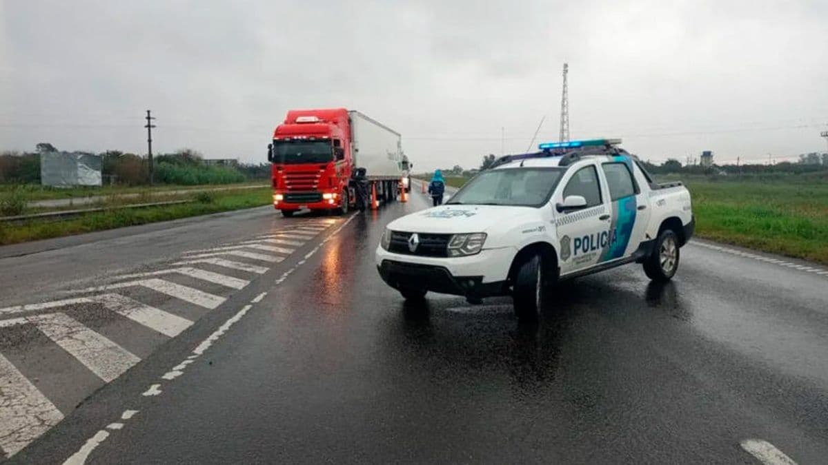 Denuncian a policías por el presunto robo de $20 millones durante un control vial en San Pedro