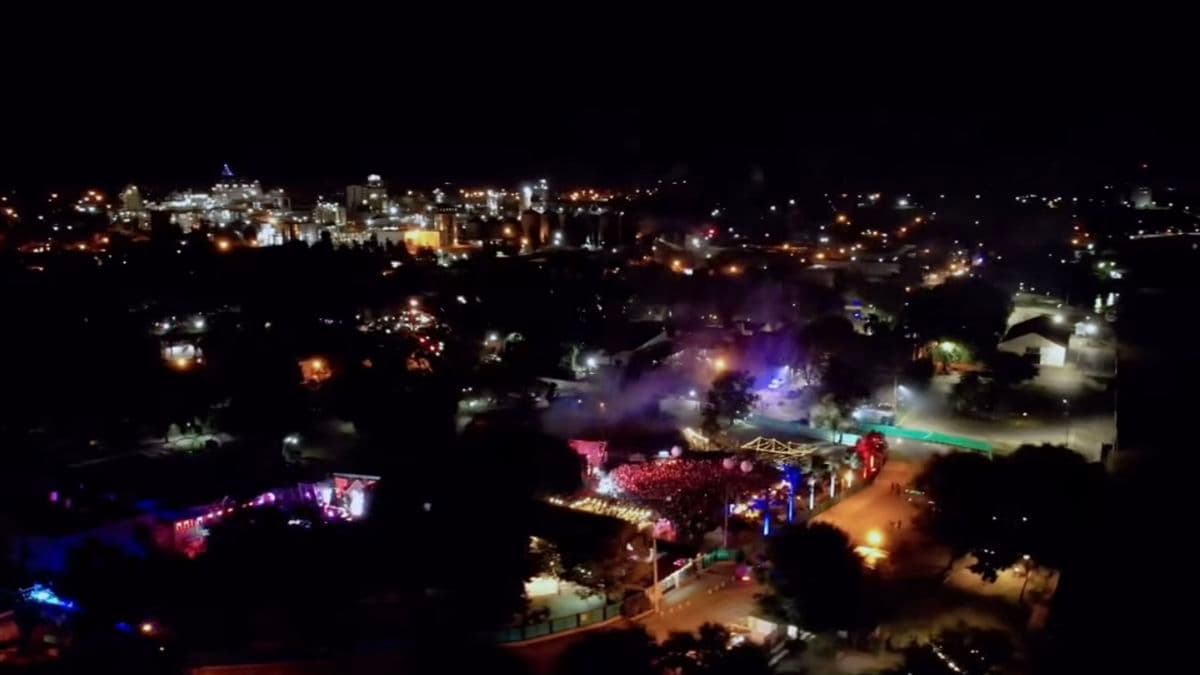 Baradero: Gran convocatoria en el Baile de Año Nuevo del Club Regatas, más de 4 mil personas celebraron