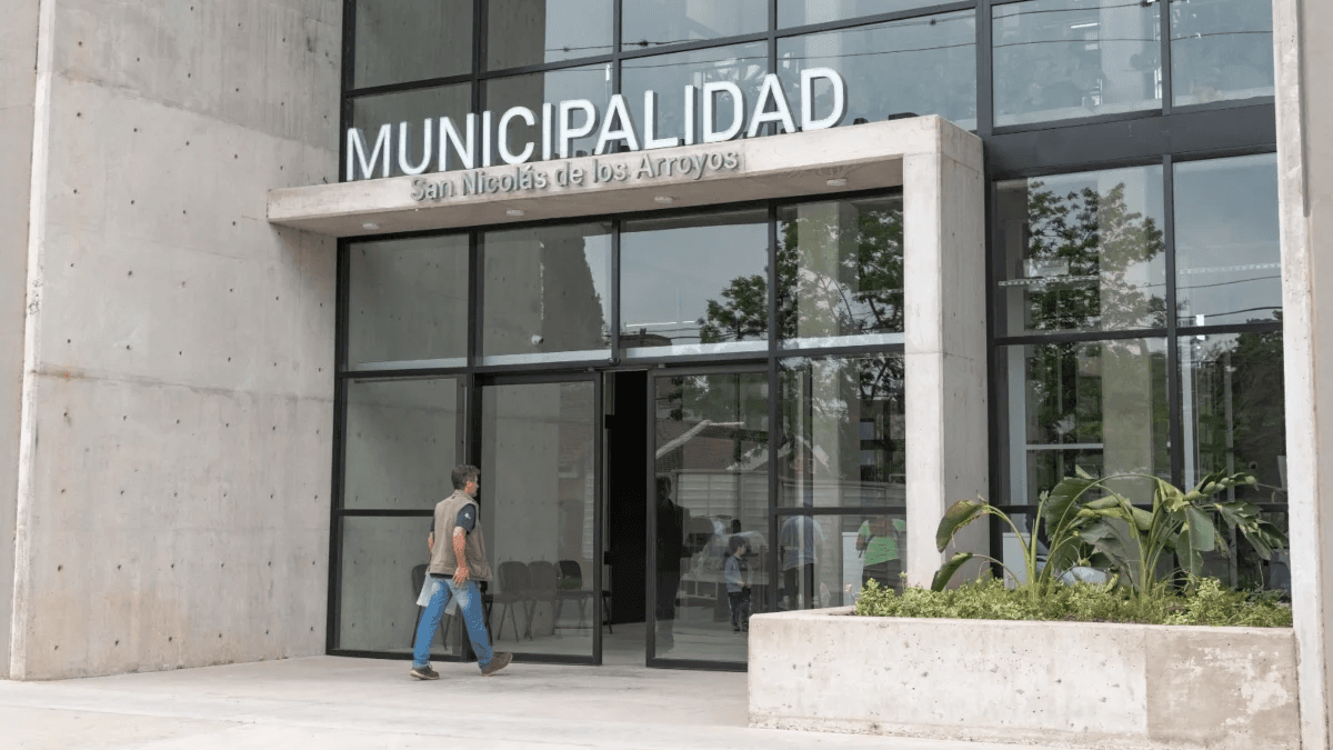Municipales de San Nicolás acordaron un aumento del 40% que se cobrará con los sueldos de abril