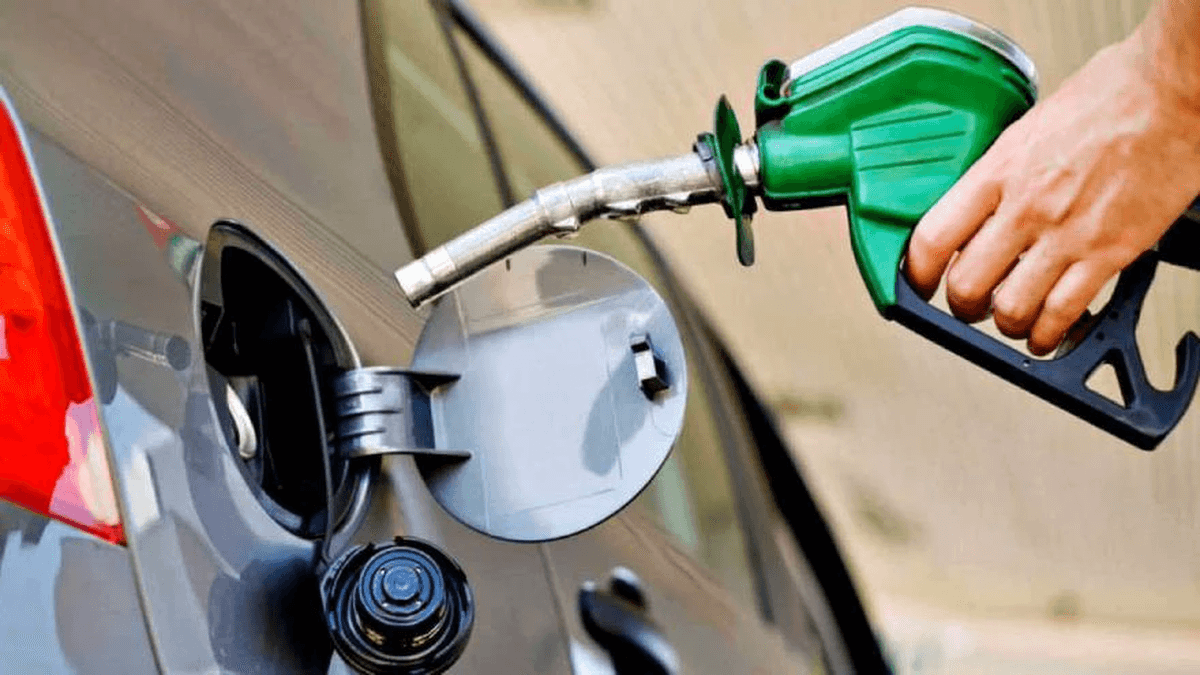 Nafta súper supera los $2.000 en Ramallo y enciende alarma por su impacto económico