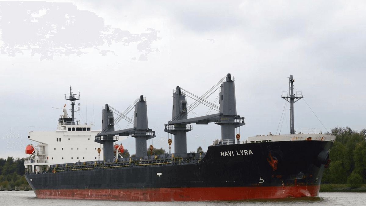 Puerto de San Pedro: buque cargará 33.000 toneladas de trigo y una draga espera operar