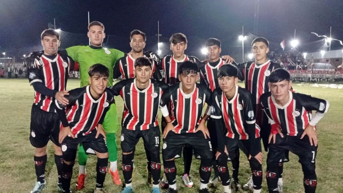 Racing busca dar el primer paso hacia las semifinales del Regional