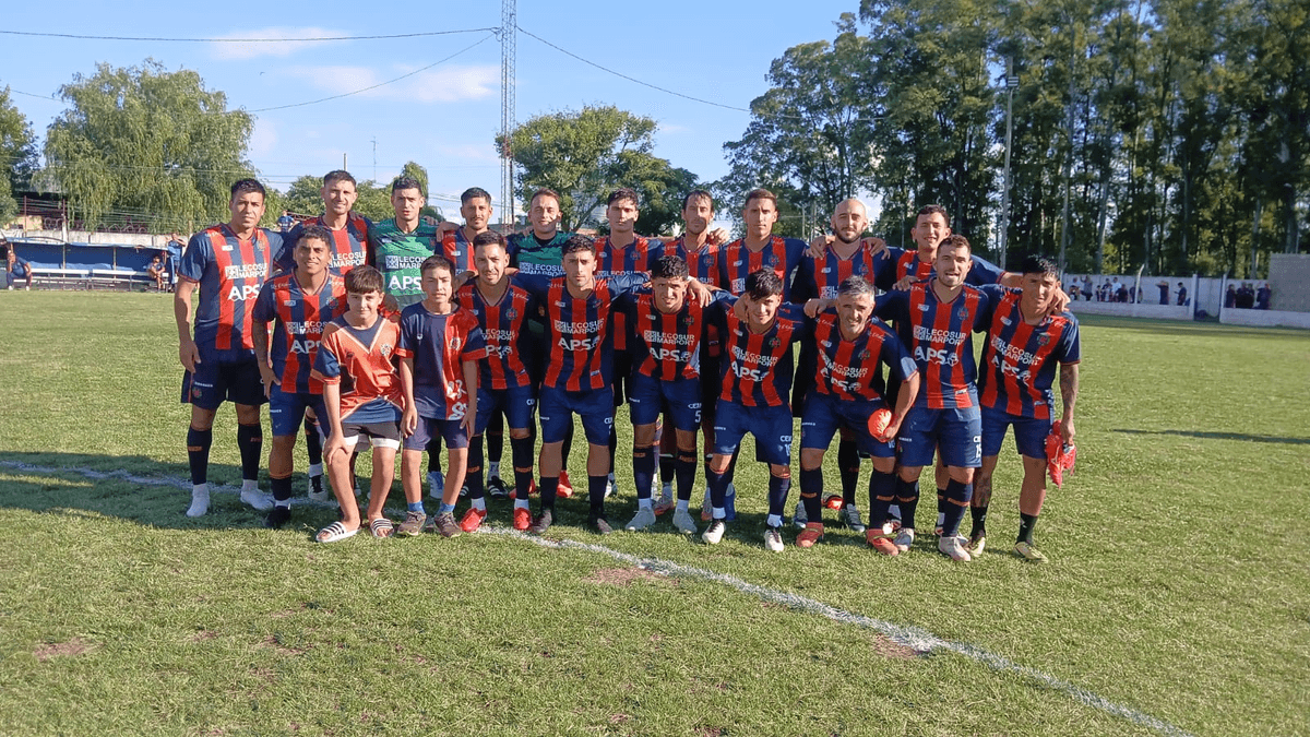Torneo Regional Federal Amateur: Regatas de San Nicolás eliminó a San Martín por penales