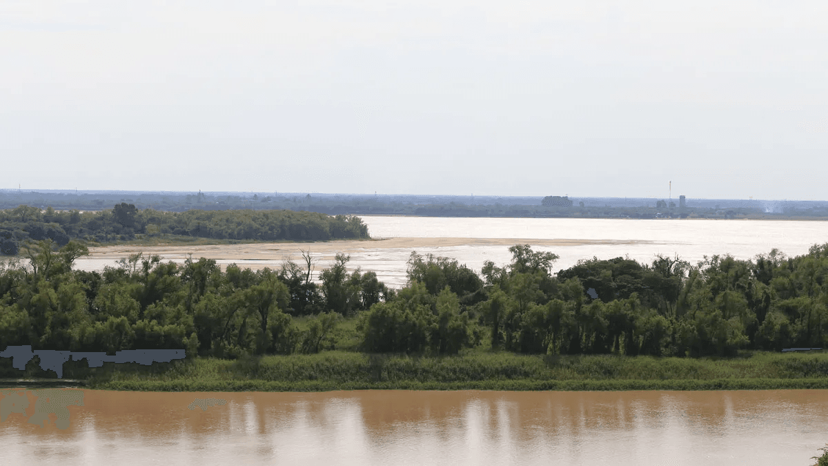 San Nicolás: El río Paraná marcó el nivel más bajo del año y luego inició una leve recuperación