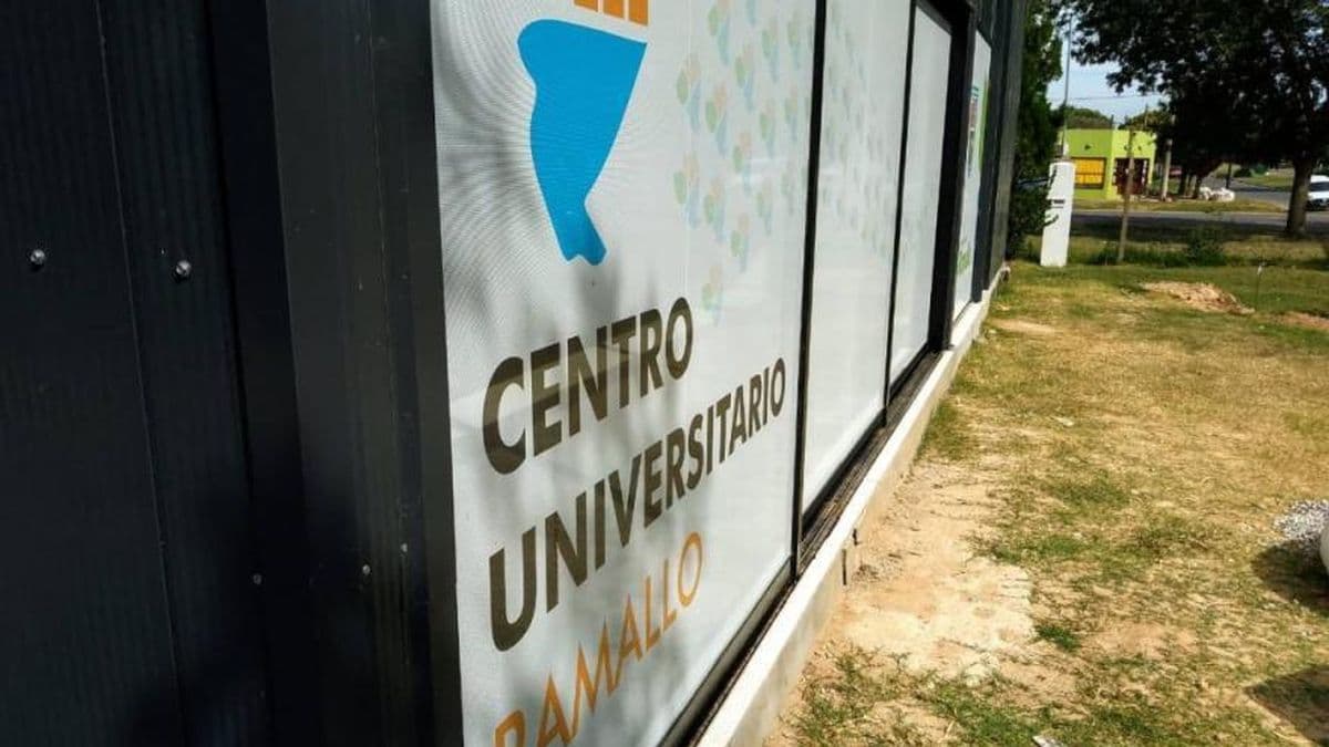 Ramallo reunió a más de 75 docentes en una jornada educativa para evaluar programas y necesidades escolares