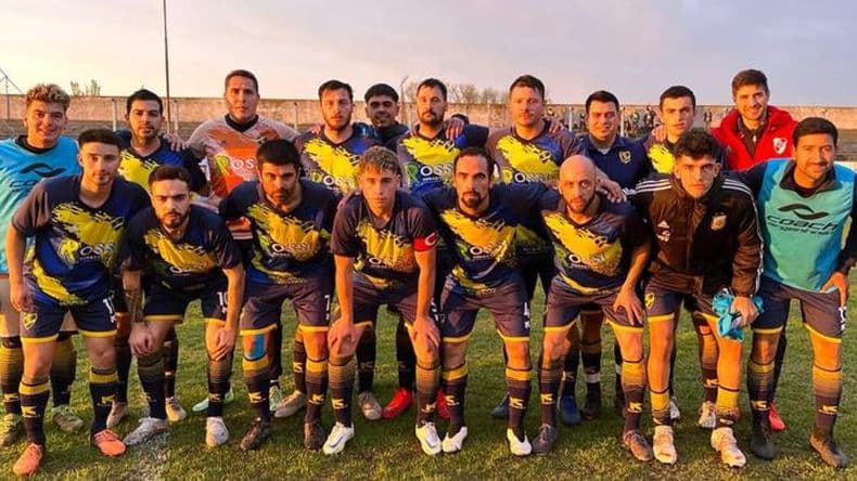 Gimnasia es de Primera- derrotoacute a Traacuteficos 2 a 1 y logroacute el ascen