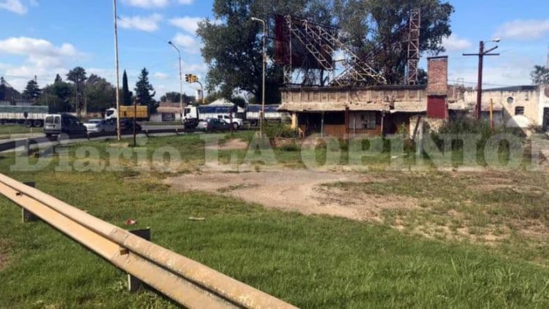 Promesas incumplidas y desidia hacen del Segundo Cruce un sector en ruinas