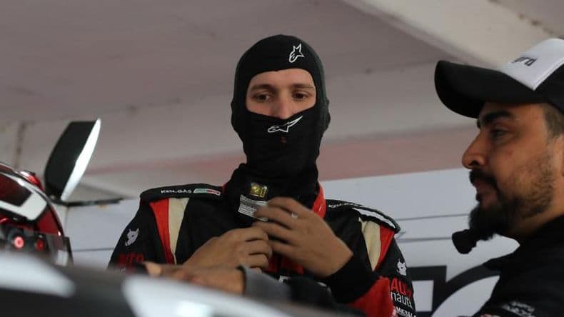 Especialista en remontadas- Alfonso Domenech finalizoacute octavo luego de larga