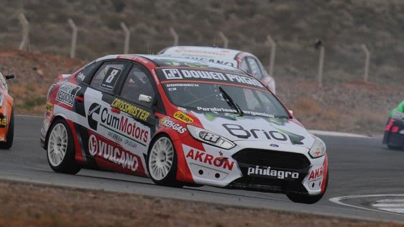 Segundo puesto y podio para Domenech que se metioacute en la pelea por el campeo