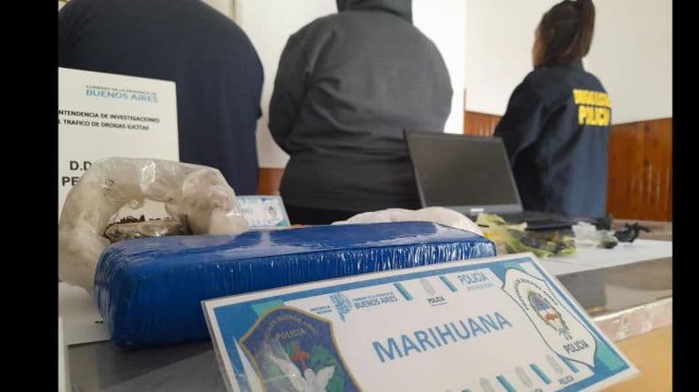 Coloacuten- cinco personas detenidas en un operativo por venta de drogas