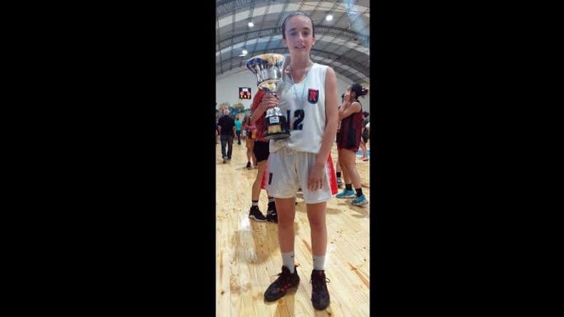 Victoria Camardo subcampeona en el Argentino U15 y figura en Rosario