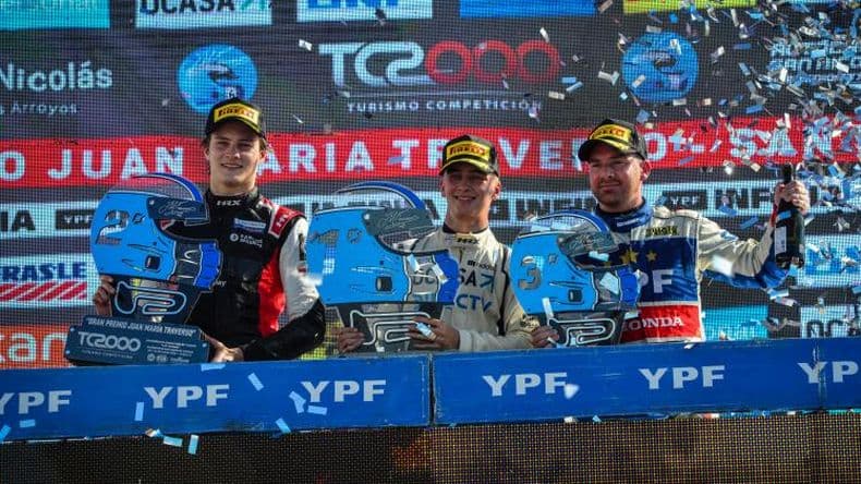 Tiago Perniacutea ganoacute el Gran Premio Juan Mariacutea Traverso de TC 2000 e