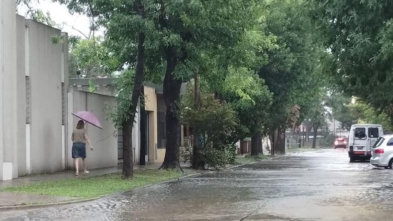 Llueve sobre mojado- ya cayeron 120 miliacutemetros en Pergamino