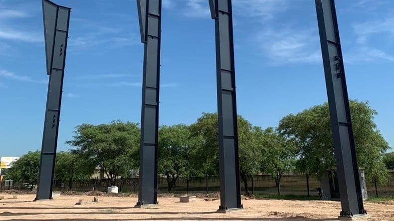 Signos de avances- montaron nuevamente la estructura del micro estadio municipal