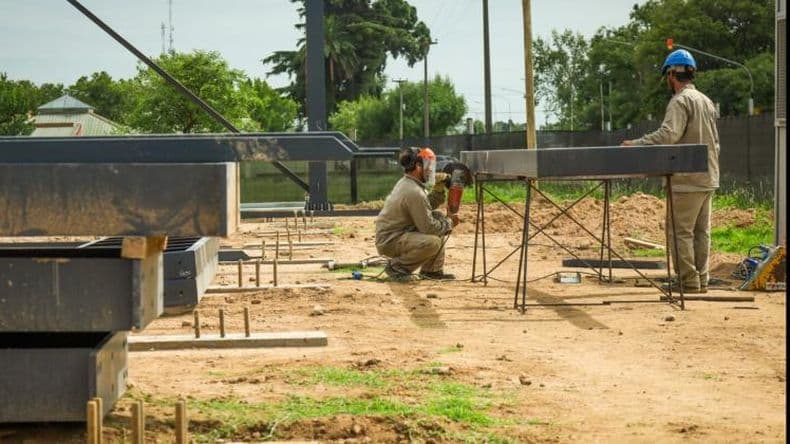 Avanzan las obras en el Microestadio
