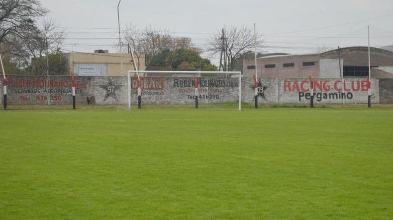 Un billar- asiacute luce el campo de juego de Racing