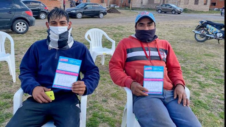 Posta Itinerante 34 personas se vacunaron contra Covid en barrio Kennedy