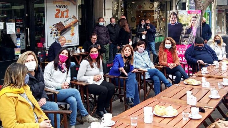 Danya Tavela- Los ciudadanos estaacuten cansados de la dicotomiacutea estaacuten