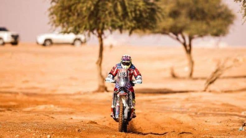 Joaquiacuten Debeljuh superoacute la tercera etapa del Dakar- se ubica 66ordm en