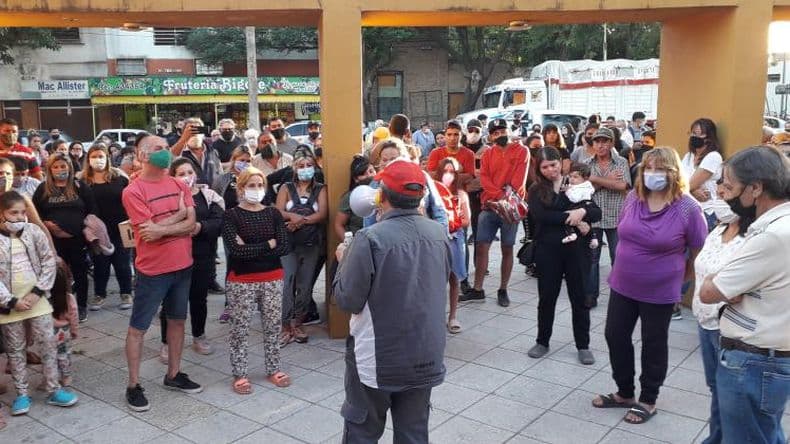 Se concretoacute la asamblea de vecinos en la Celp