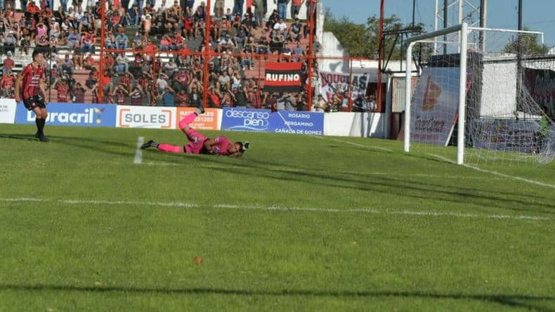 Federal A- Douglas debutoacute con un triunfo ante Pronunciamiento