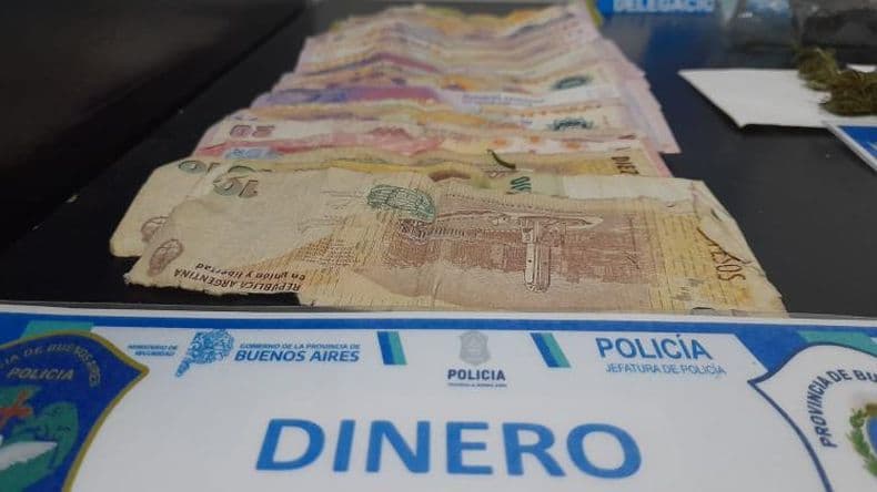 Vendiacutea droga se resistioacute y fue detenido en el barrio Kennedy