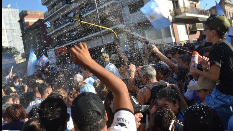 Festejo en Pergamino- El domingo cueste lo que cueste133