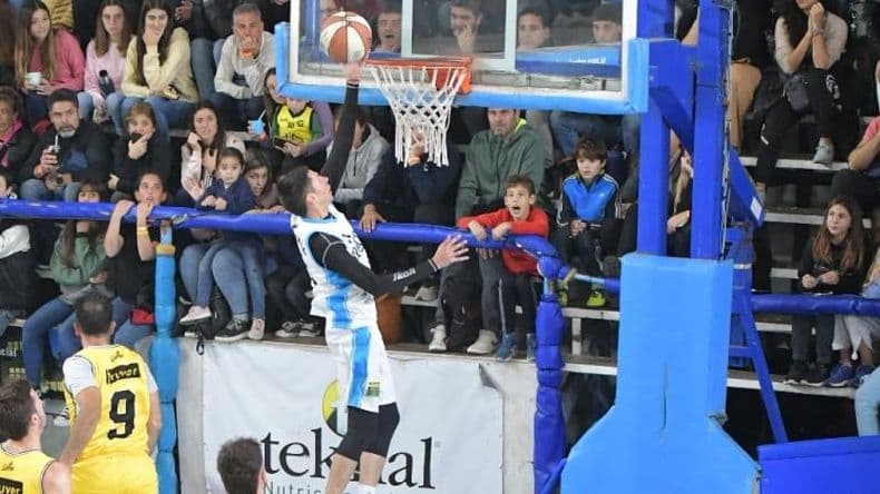 Argentino se coronoacute campeoacuten del Suacuteper 4 de basquetbol