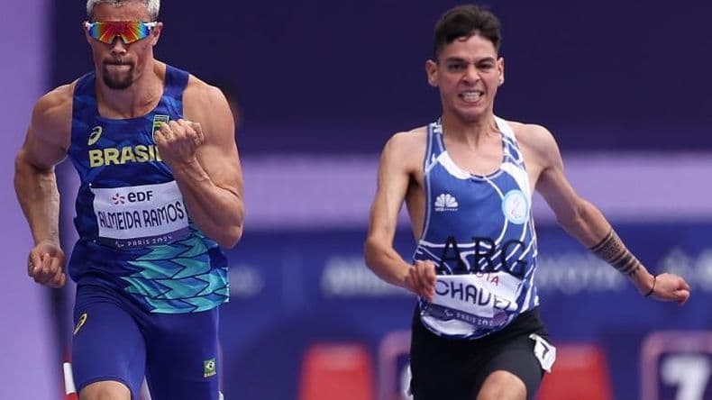 Alexis Chaacutevez volvioacute a volar en Pariacutes 2024- ganoacute la medalla 
