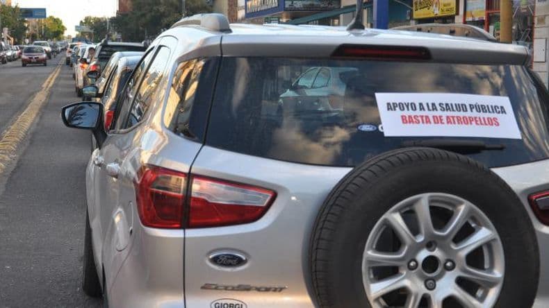 Se realizoacute la caravana de apoyo a profesionales de la salud