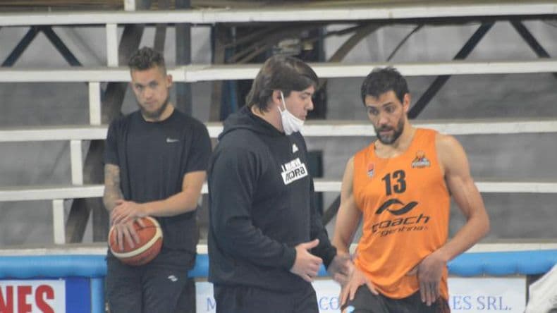 Pergamino Baacutesquet apunta todas las miradas a Estudiantes de La Plata
