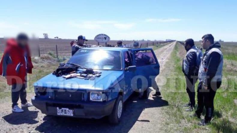 Tres detenidos a la salida de una fiesta con cocaiacutena eacutextasis marihuana