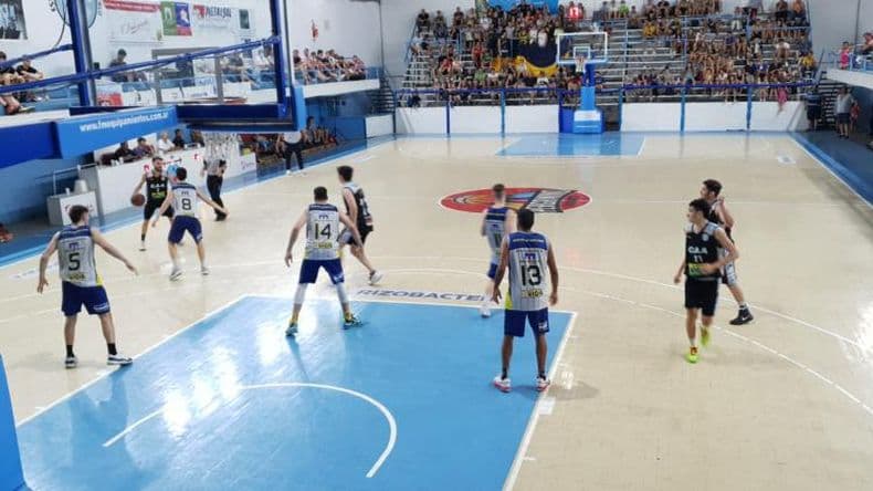 Triunfos de Comu y Gimnasia en el comienzo del Final Four