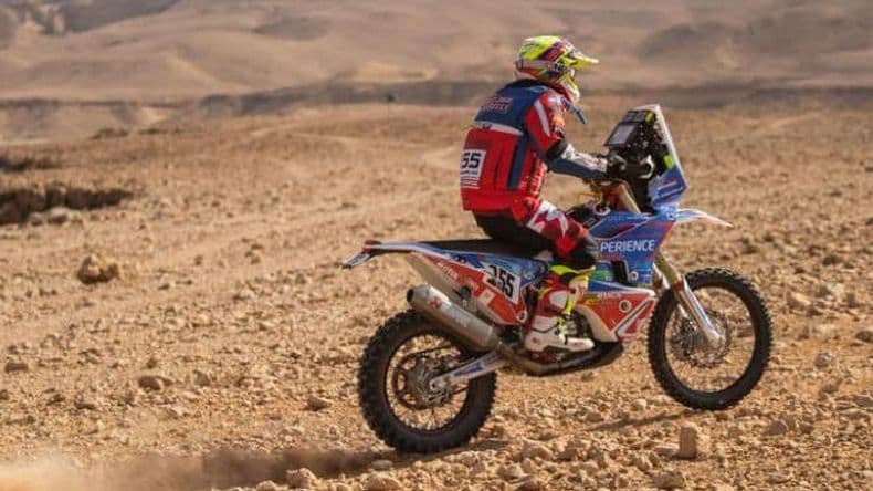 Joaquiacuten Debeljuh llegoacute a la mitad del Dakar